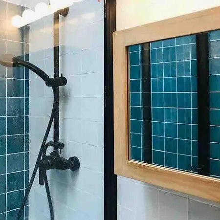 Private Cosy 2 Roomed 아파트 *